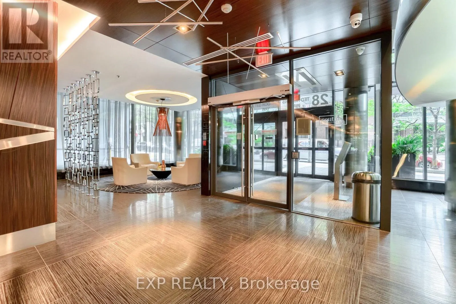 308 - 28 TED ROGERS WAY