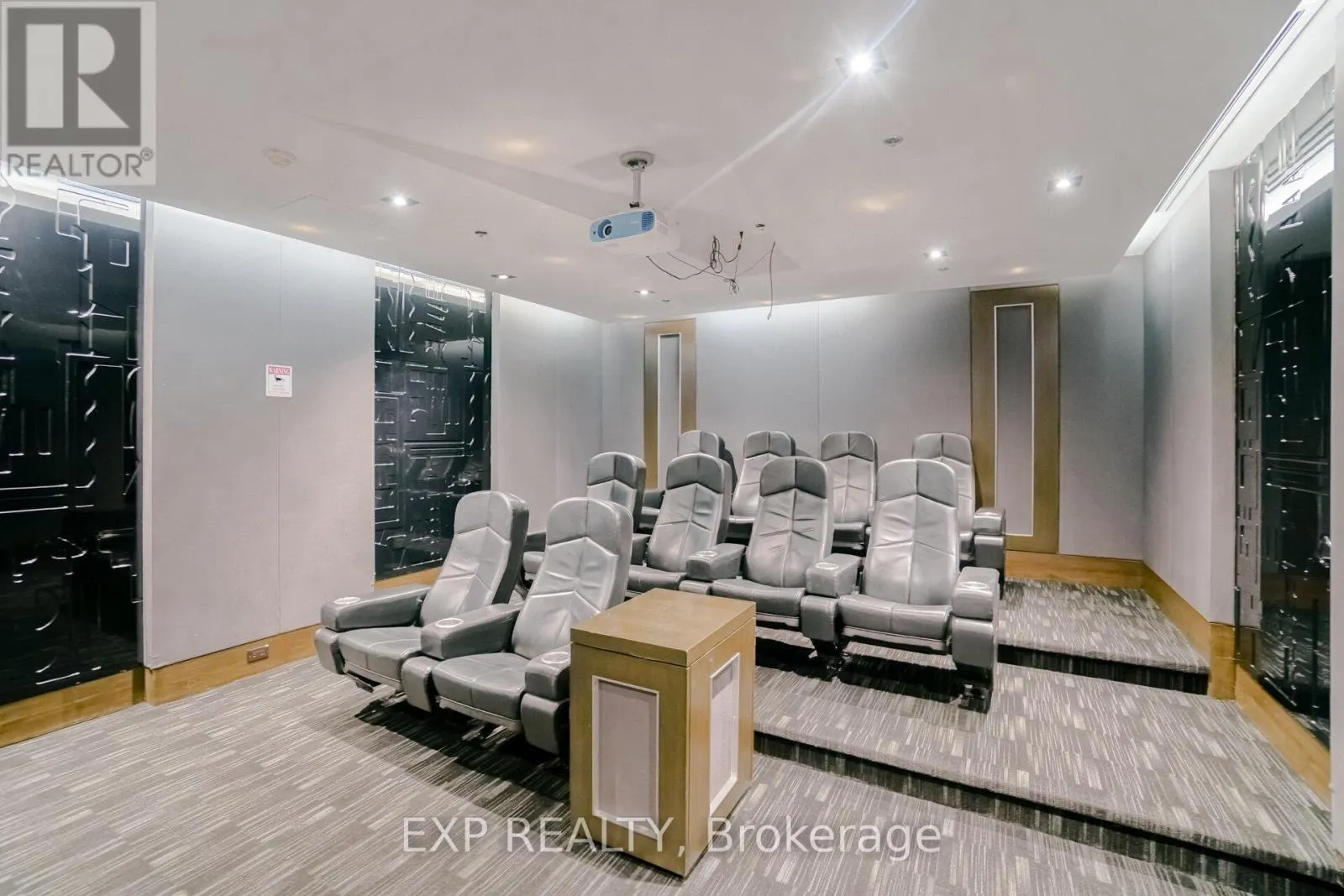 308 - 28 TED ROGERS WAY