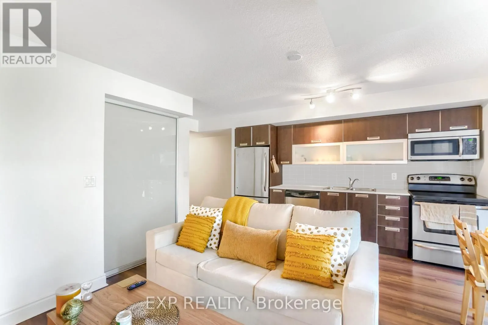 308 - 28 TED ROGERS WAY