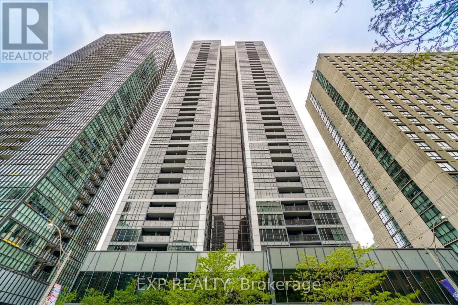 308 - 28 TED ROGERS WAY