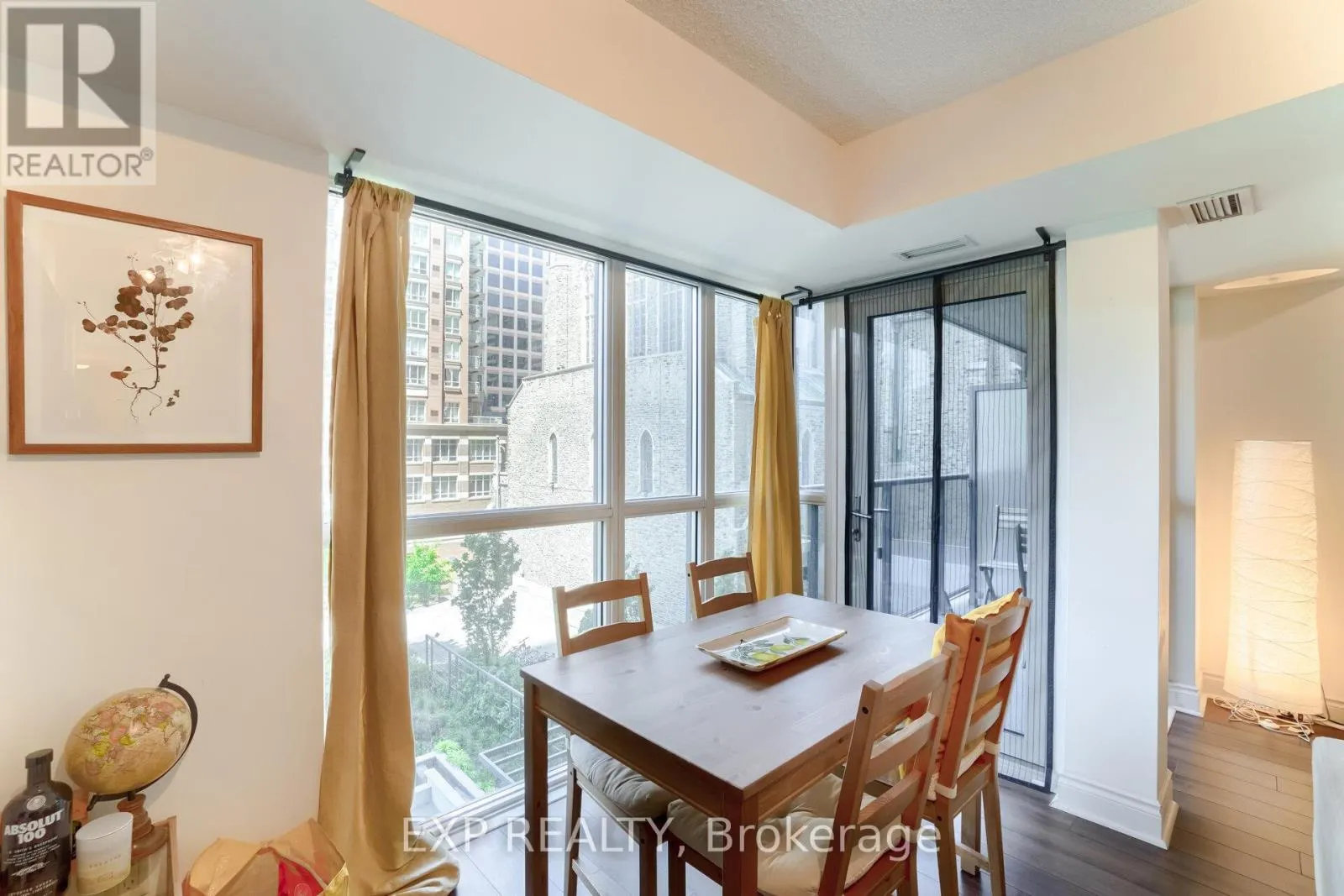 308 - 28 TED ROGERS WAY