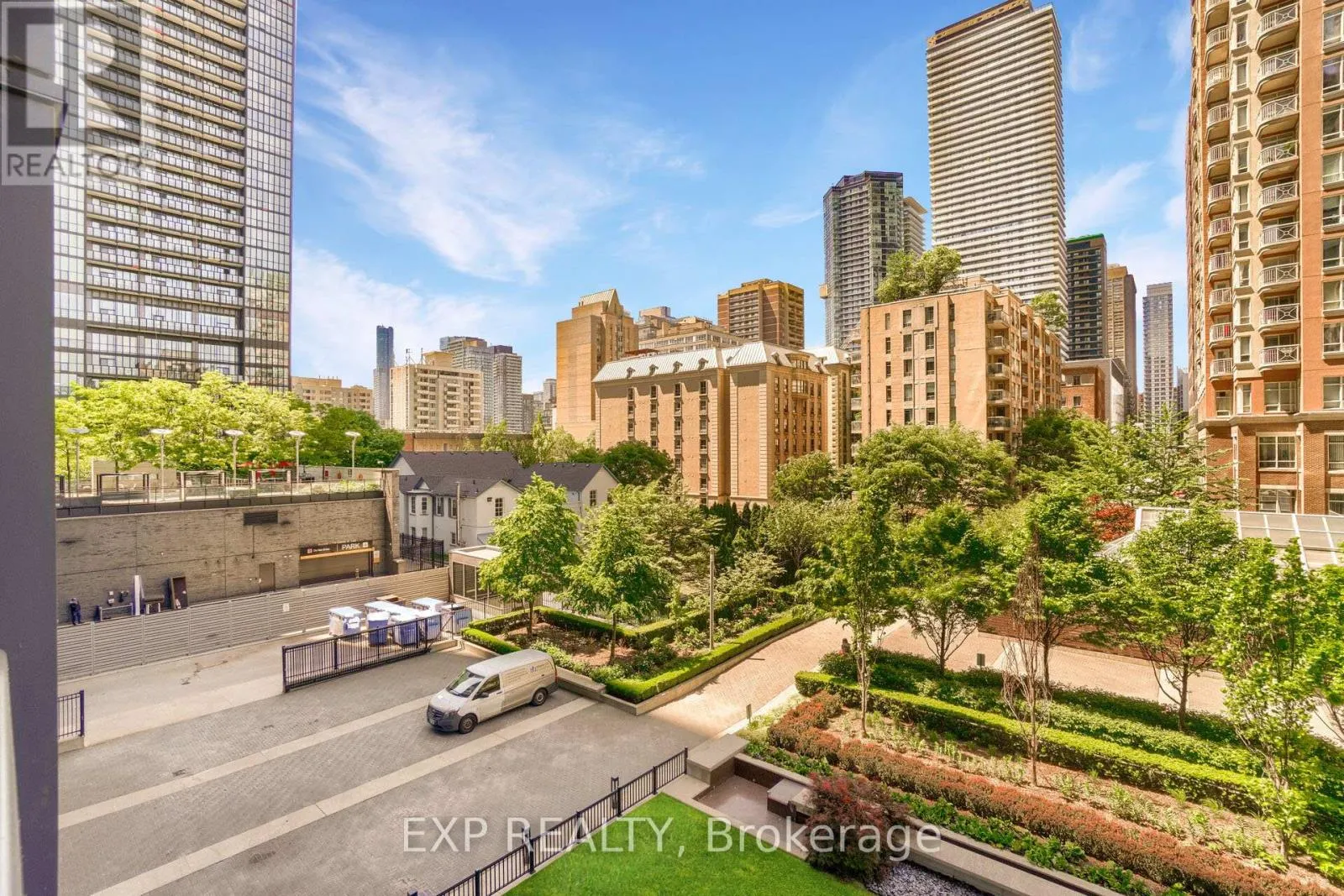 308 - 28 TED ROGERS WAY