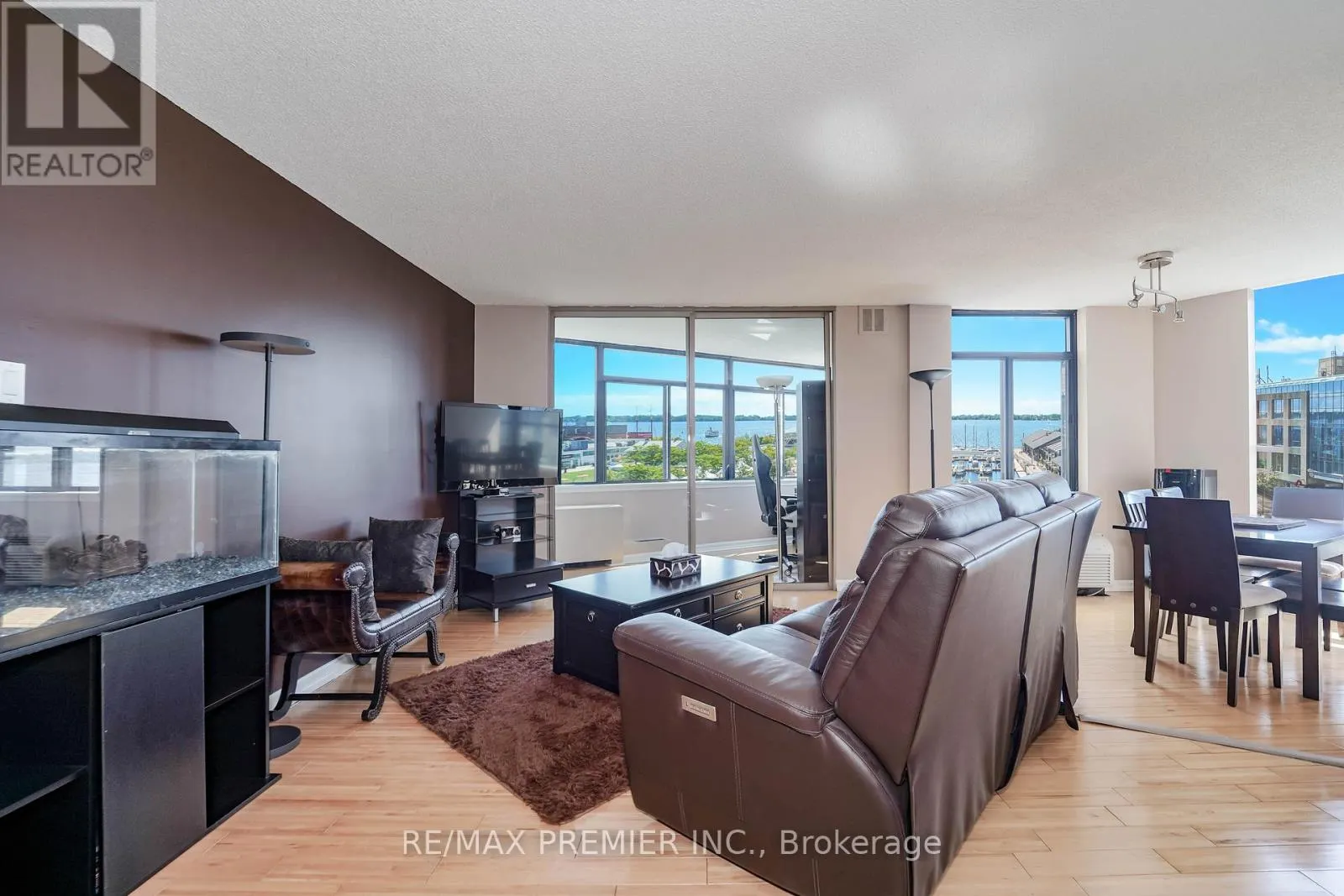 UNIT 601 - 250 QUEENS QUAY BOULEVARD W