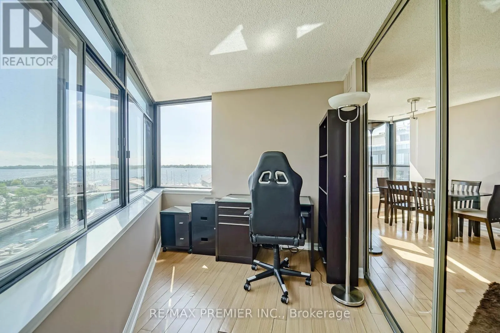 UNIT 601 - 250 QUEENS QUAY BOULEVARD W
