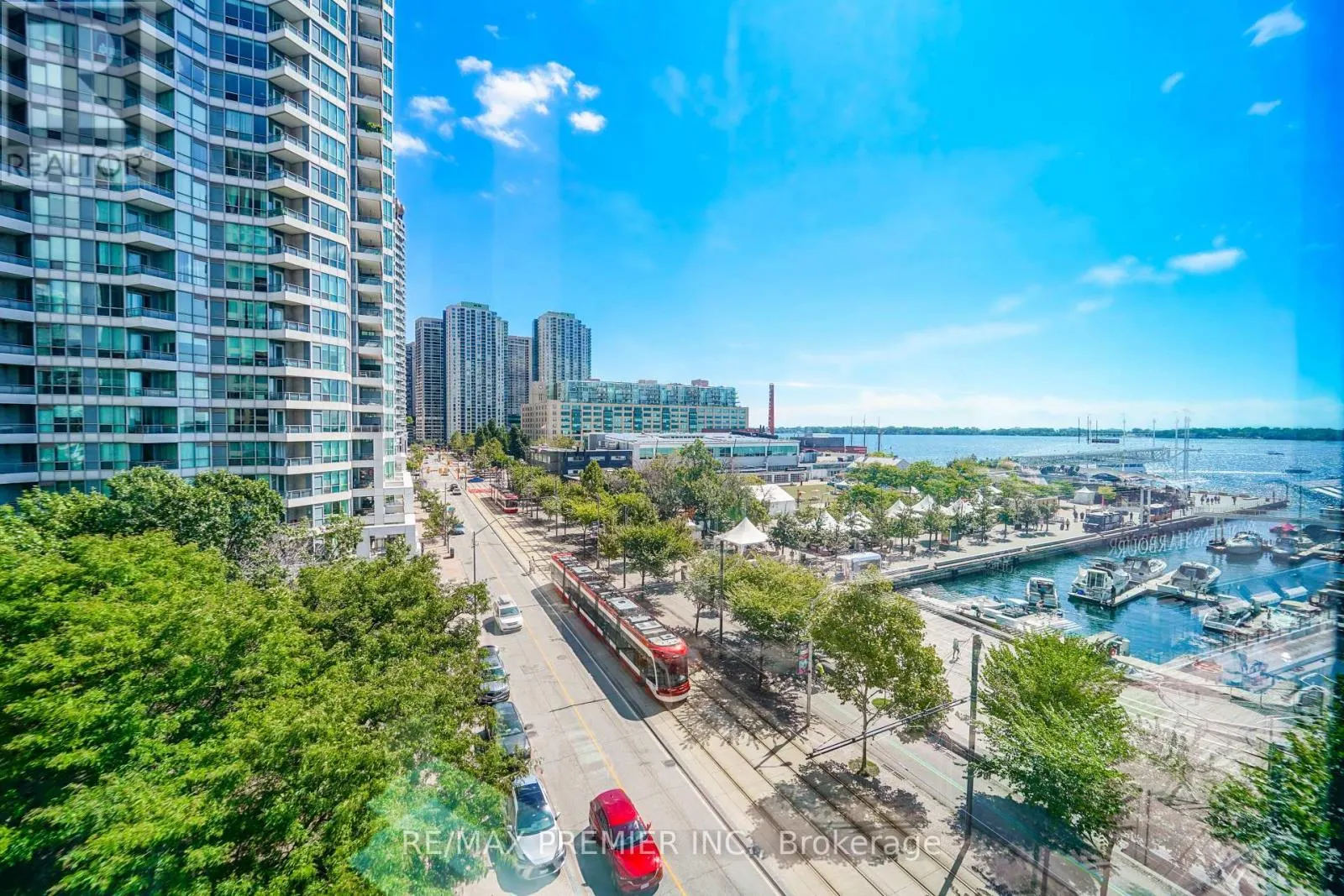 UNIT 601 - 250 QUEENS QUAY BOULEVARD W