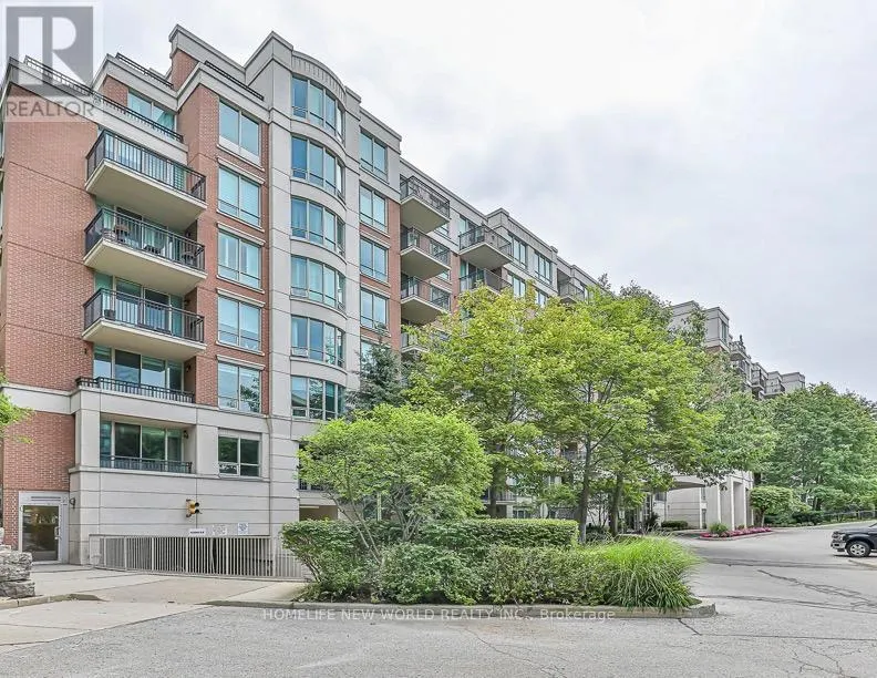 207 - 38 WILLIAM CARSON CRESCENT