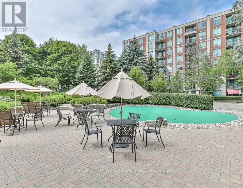 207 - 38 WILLIAM CARSON CRESCENT
