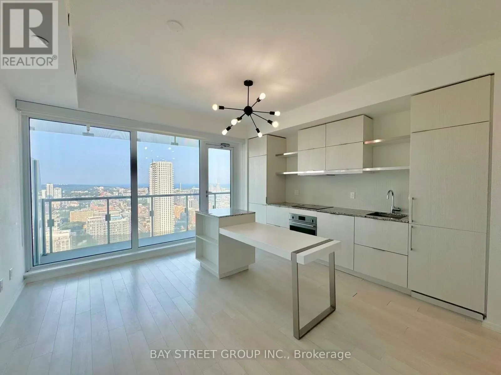 4003 - 197 YONGE STREET
