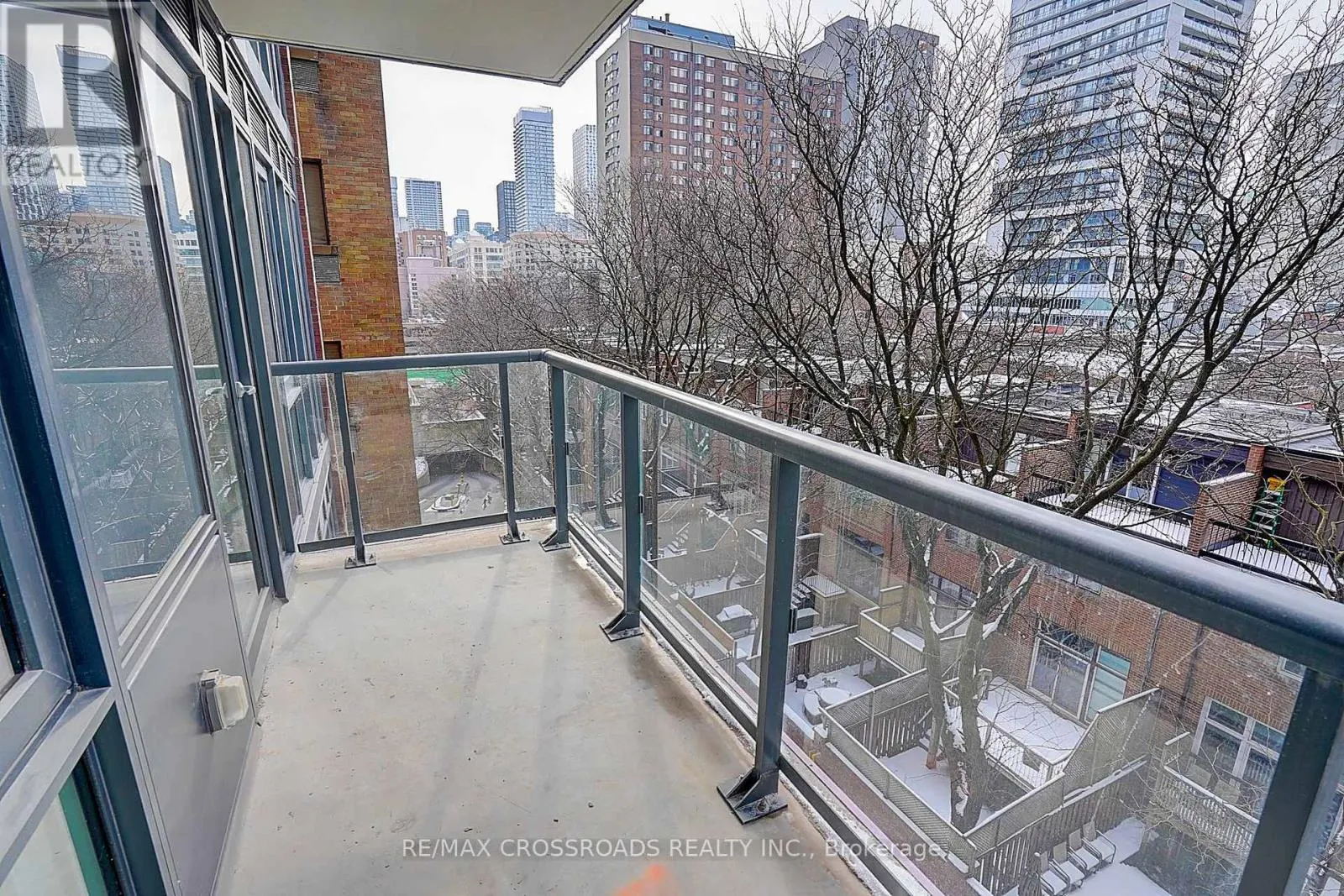 520 - 308 JARVIS STREET
