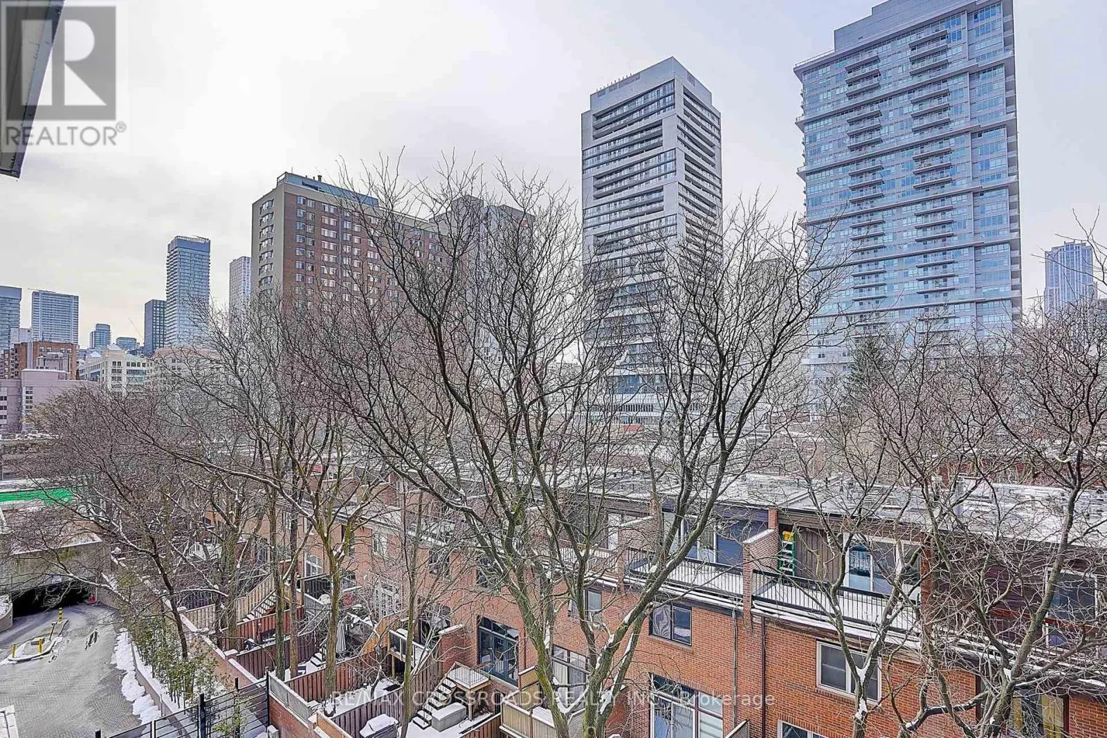 520 - 308 JARVIS STREET