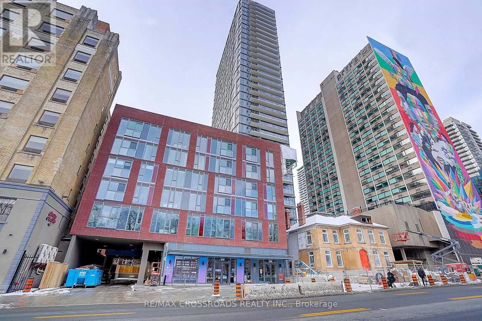 520 - 308 JARVIS STREET