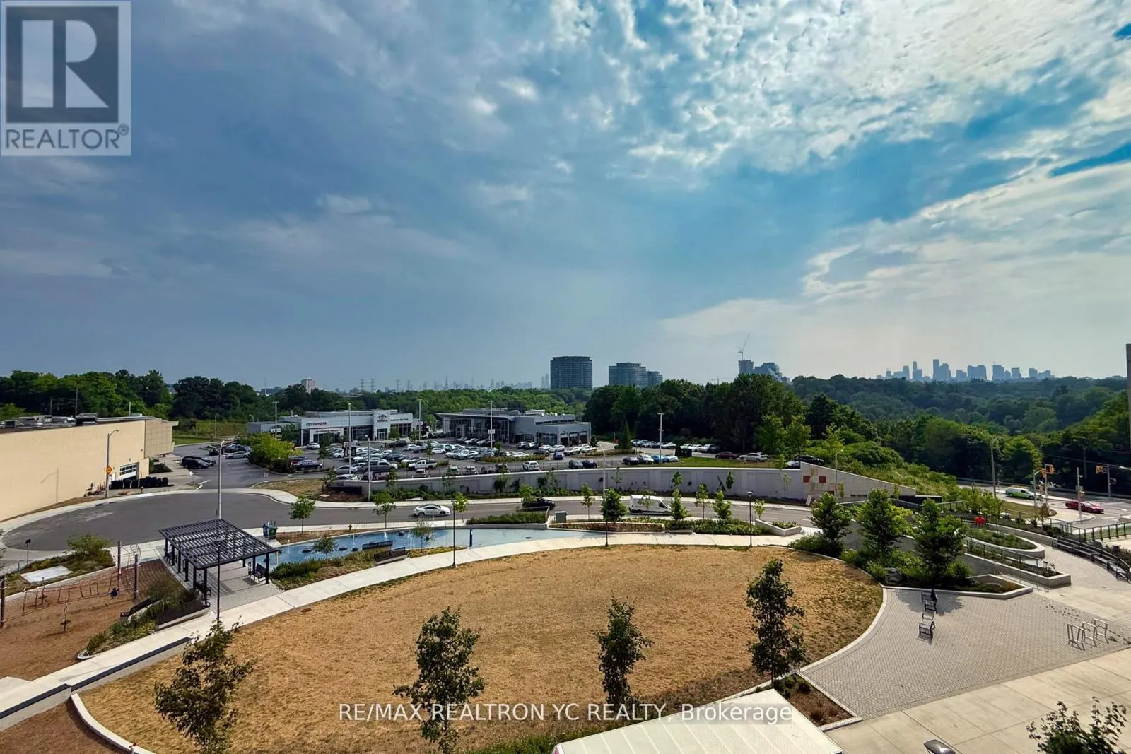 436 - 20 INN ON THE PARK