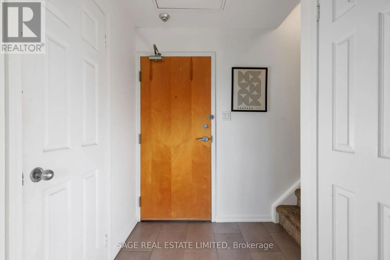 615 - 550 FRONT STREET W