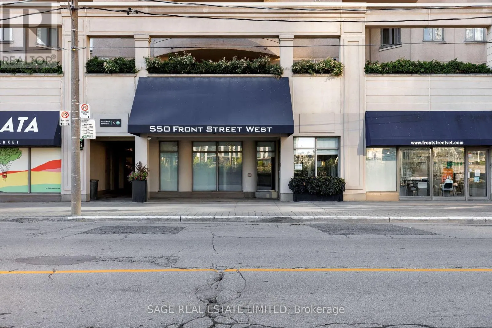 615 - 550 FRONT STREET W