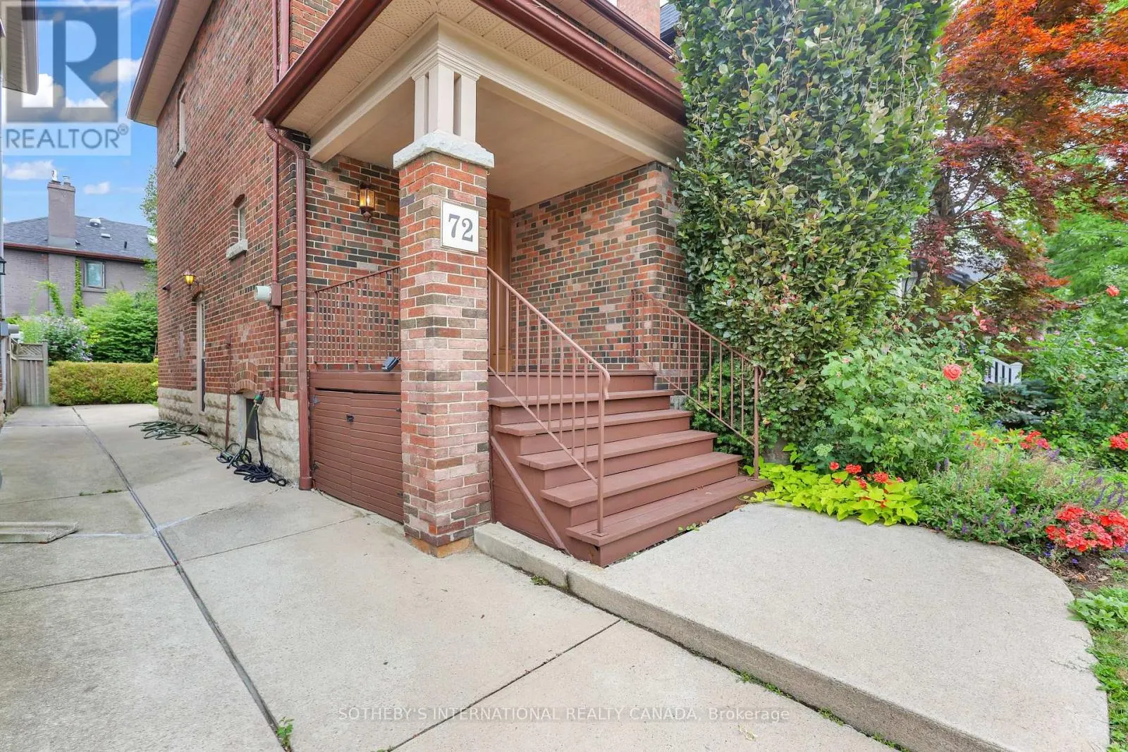 72 JEDBURGH ROAD