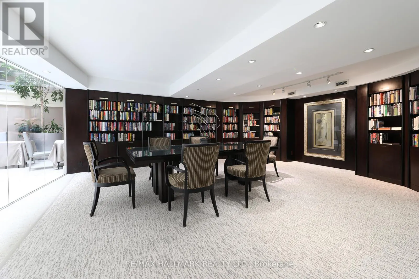 609 - 2727 YONGE STREET