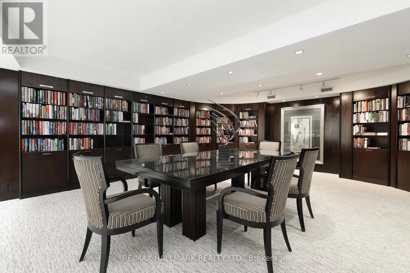 609 - 2727 YONGE STREET