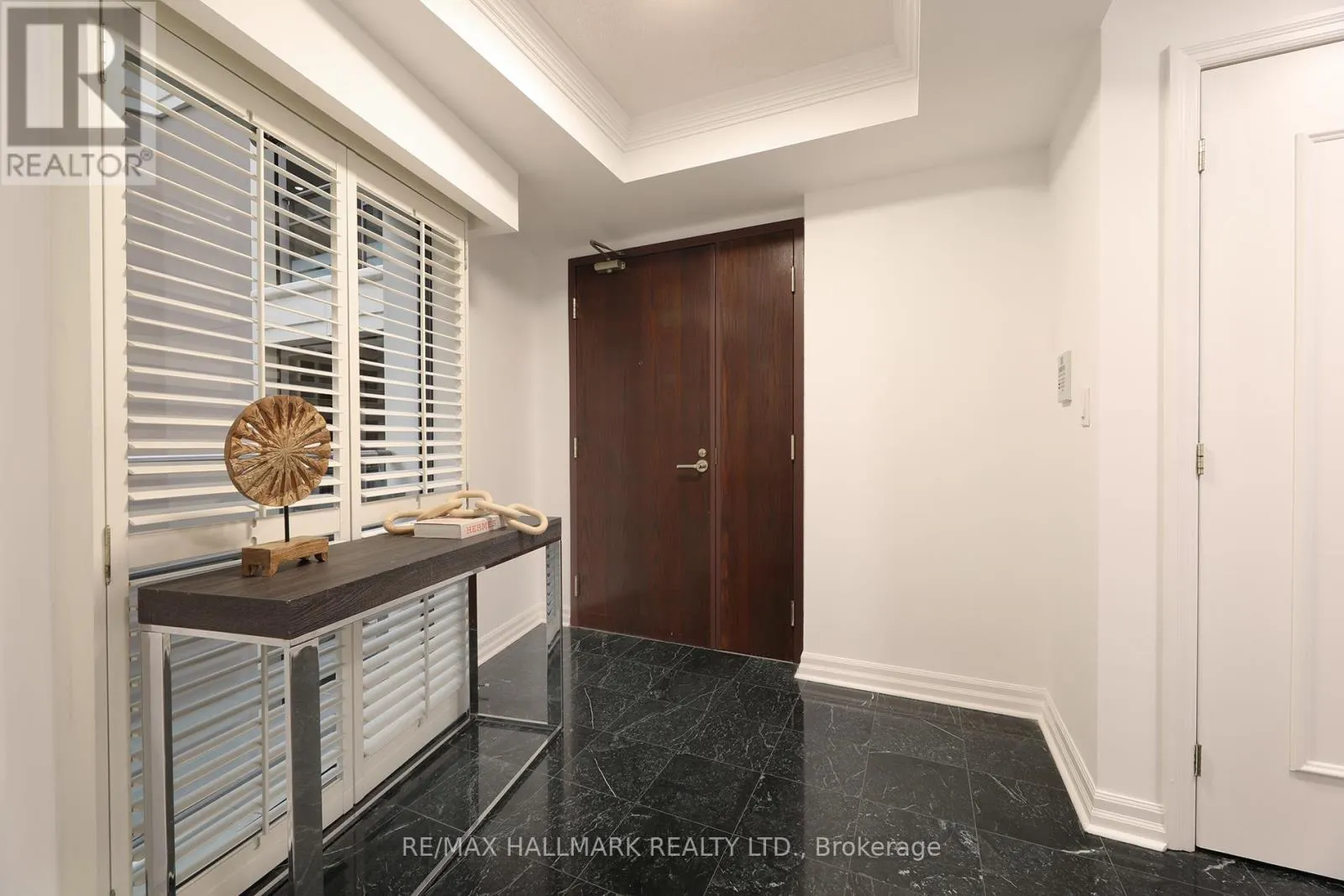 609 - 2727 YONGE STREET