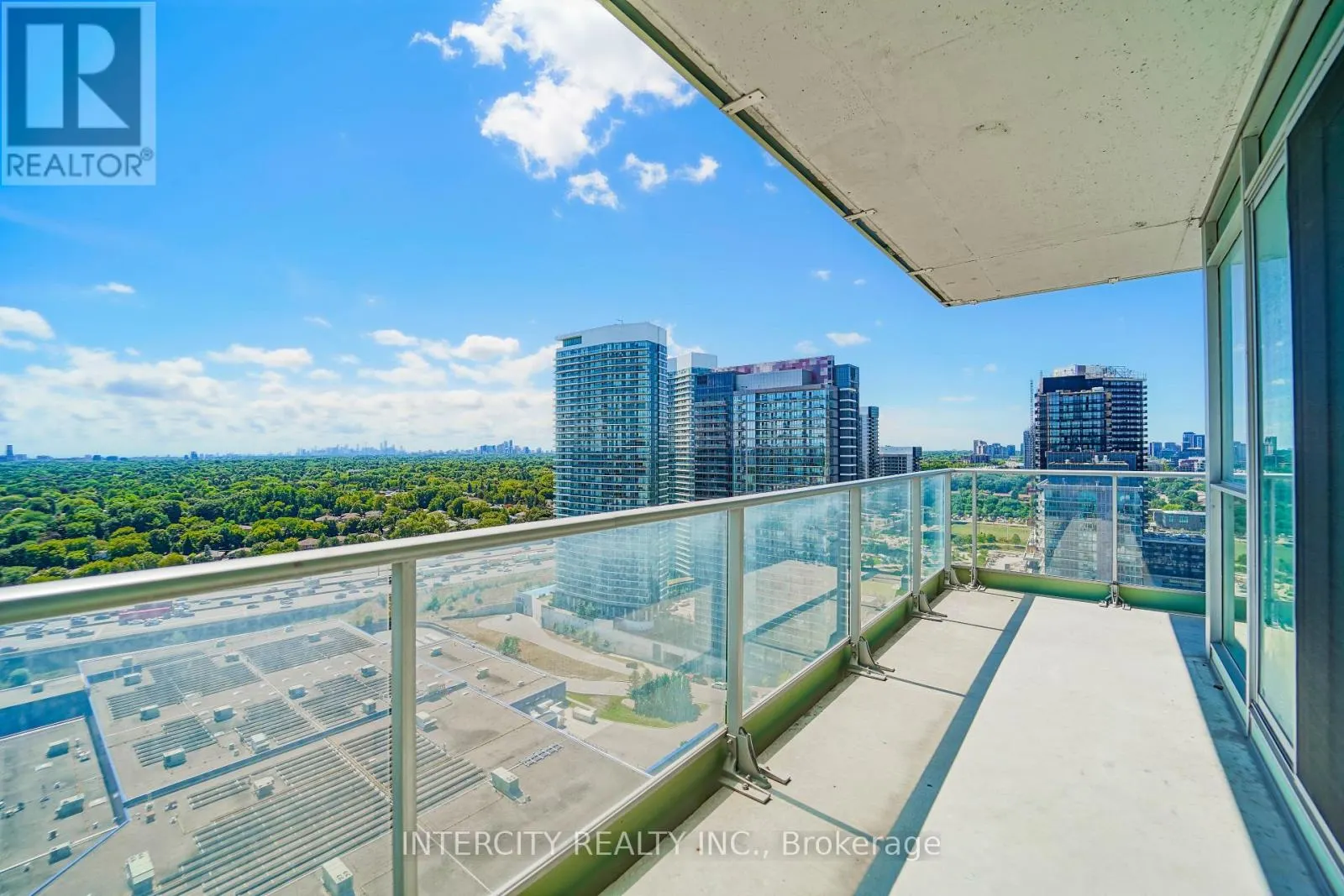 3002 - 29 SINGER COURT