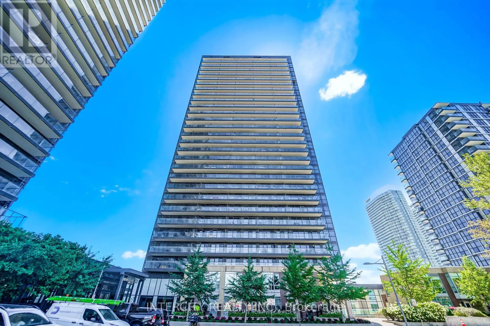 3002 - 29 SINGER COURT