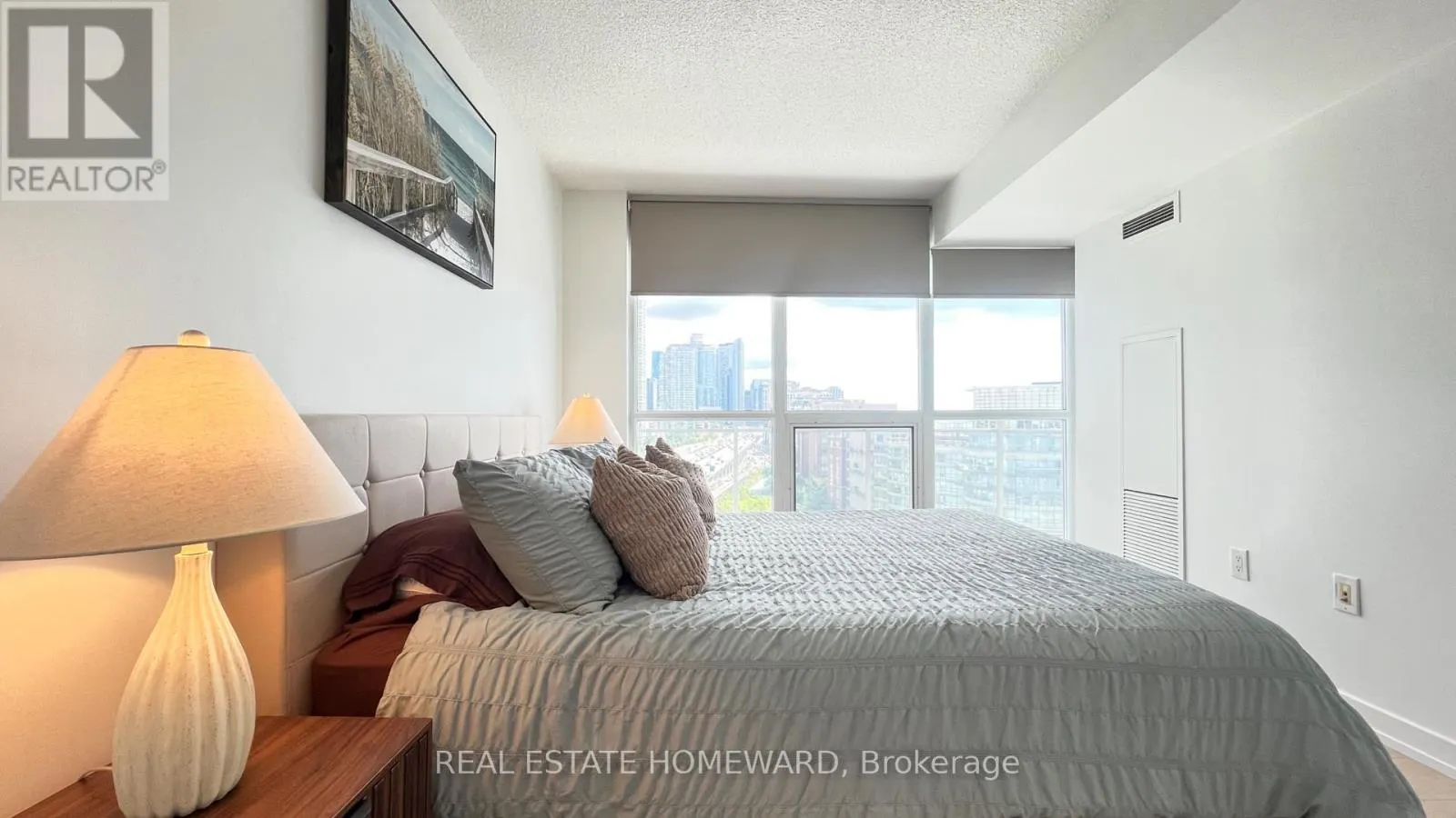 1512 - 38 DAN LECKIE WAY