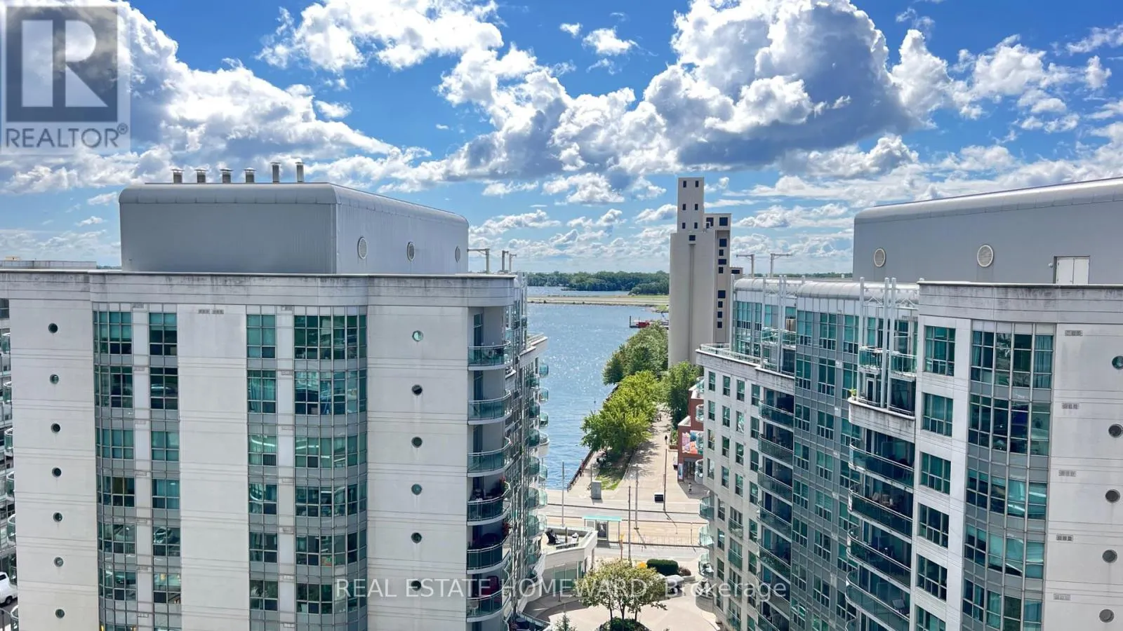 1512 - 38 DAN LECKIE WAY