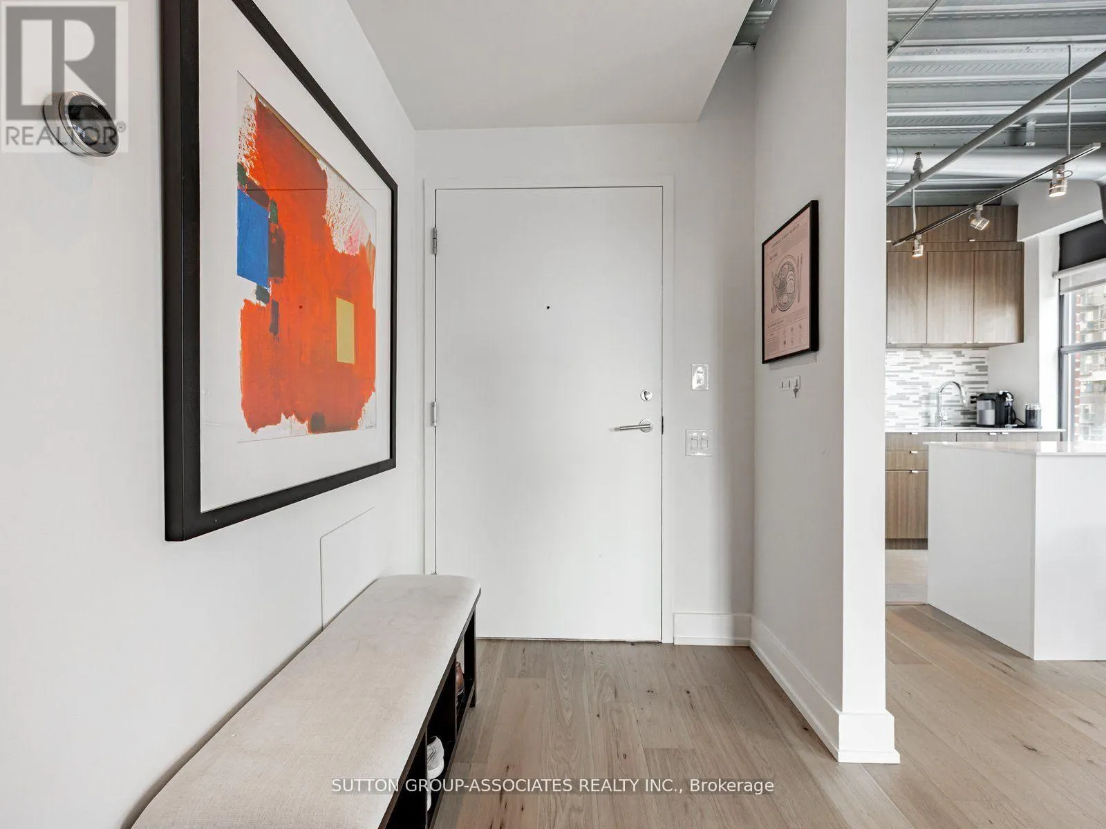 UNIT 507 - 736 DUNDAS STREET E