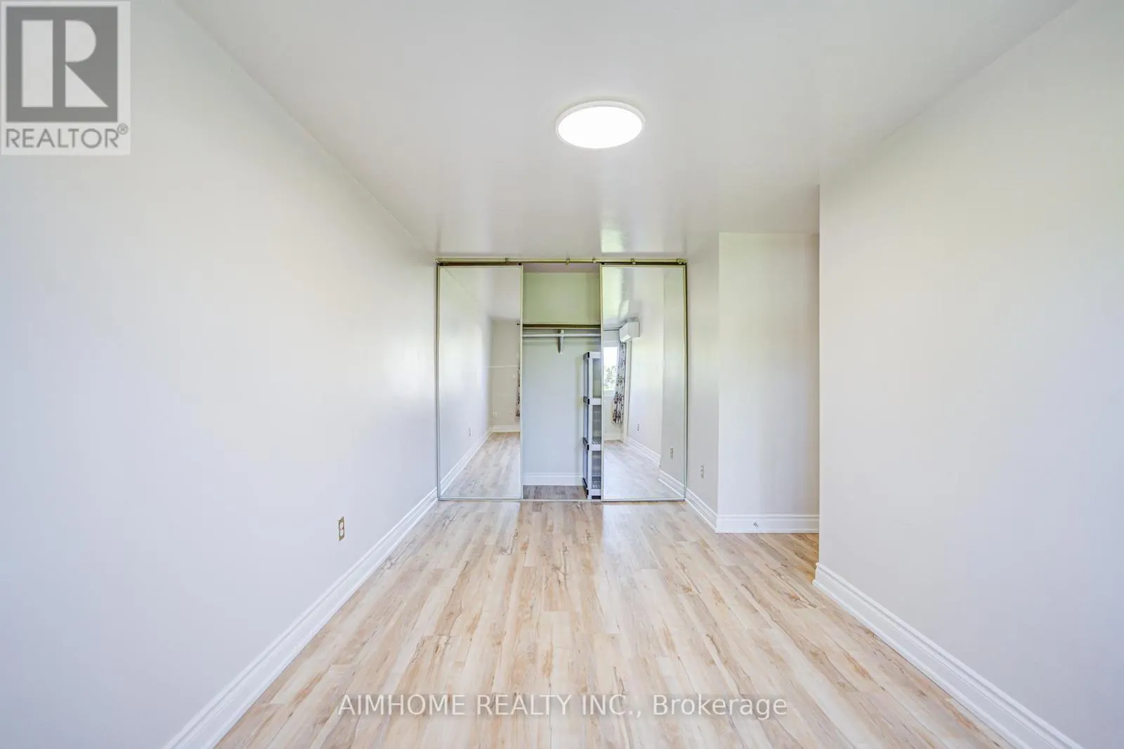 7 SAND FERN WAY