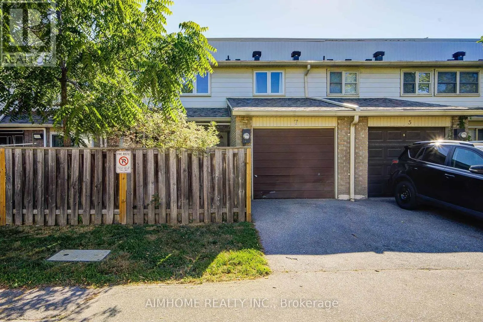 7 SAND FERN WAY