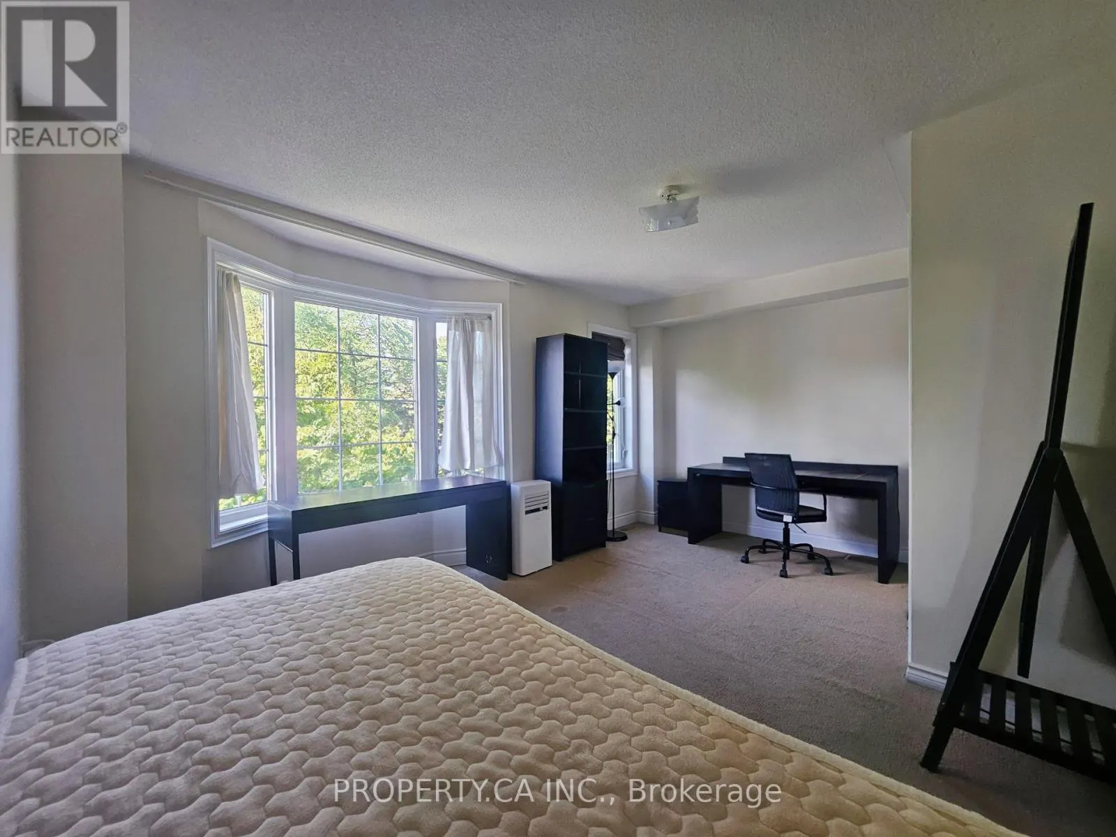 211 FINCH AVENUE E