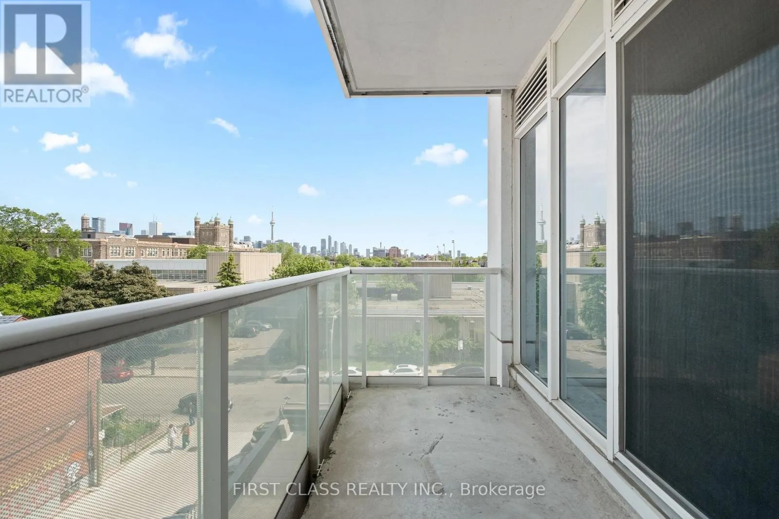413 - 783 BATHURST STREET