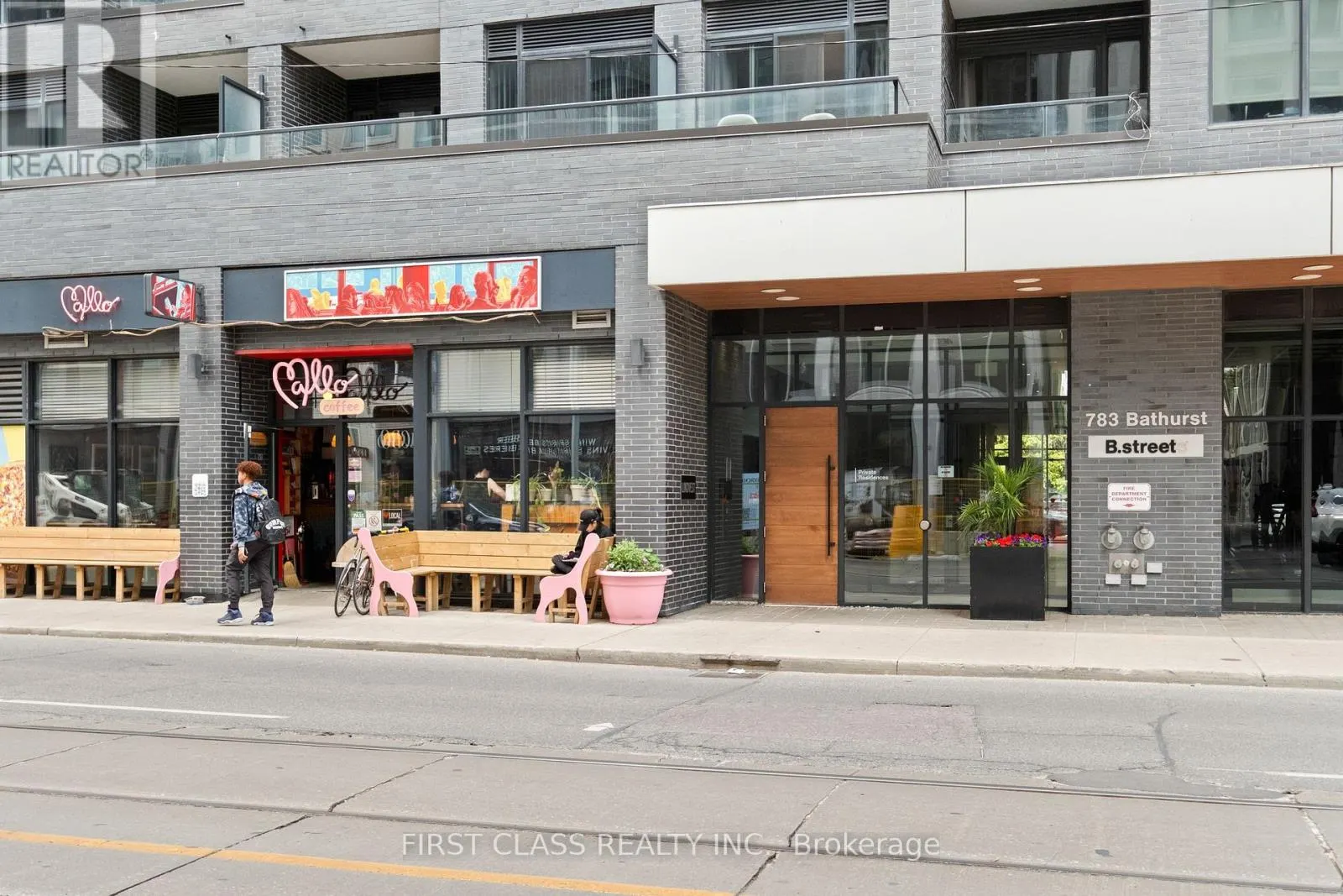 413 - 783 BATHURST STREET
