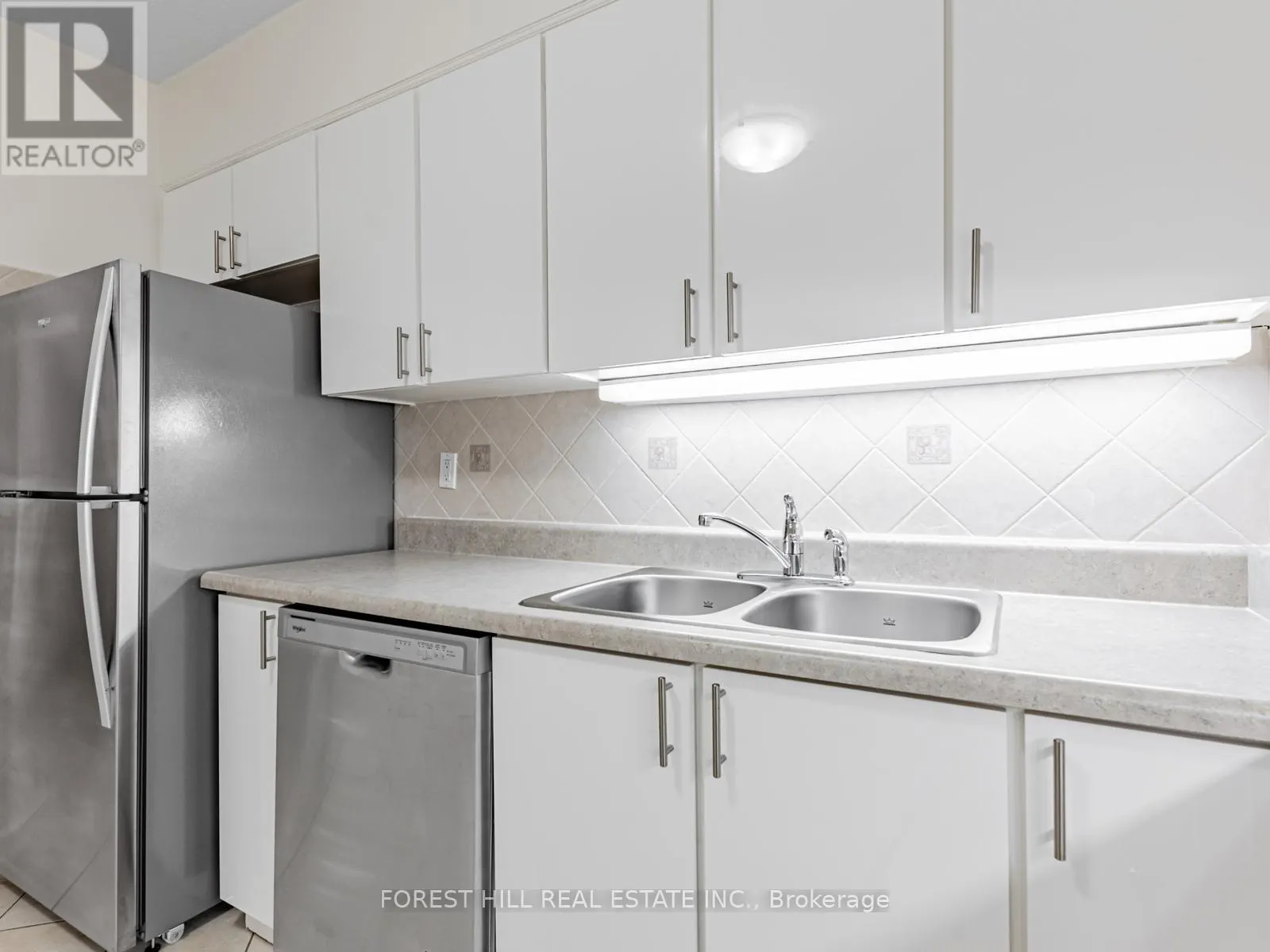 PL5 - 4001 BAYVIEW AVENUE