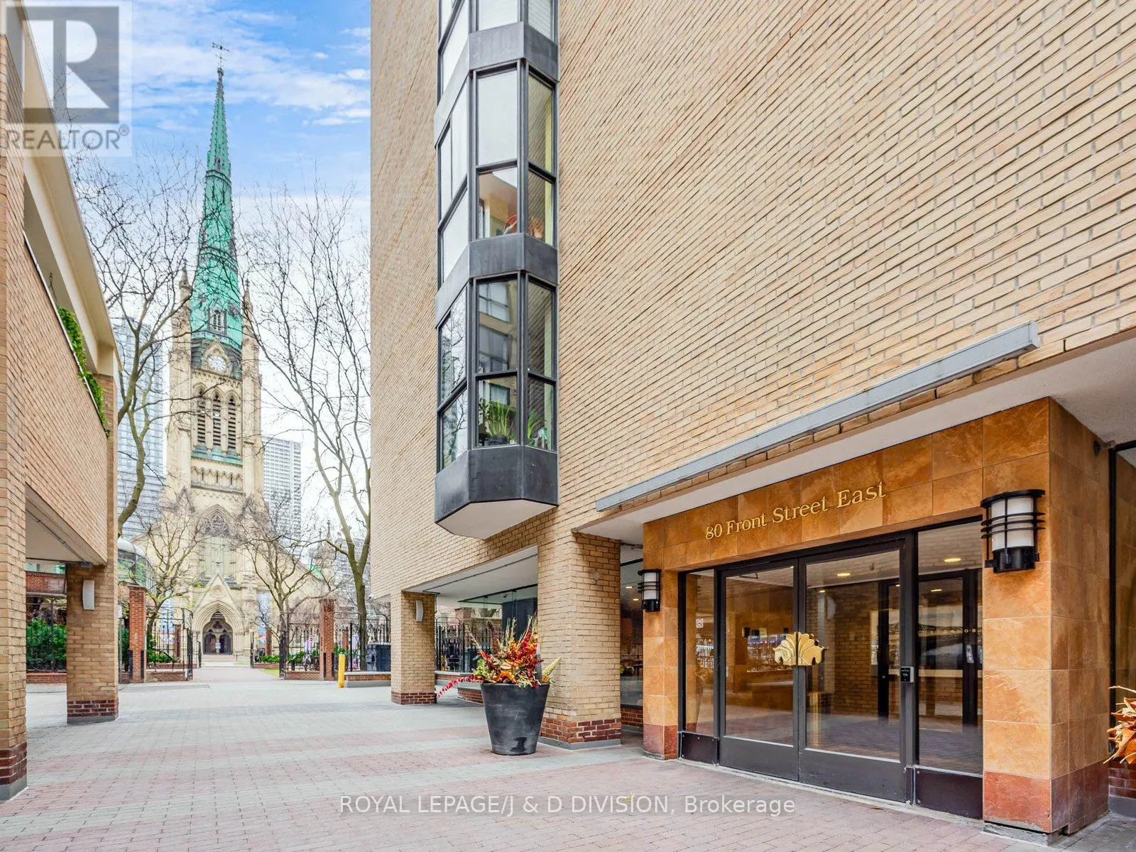 708 - 80 FRONT STREET E