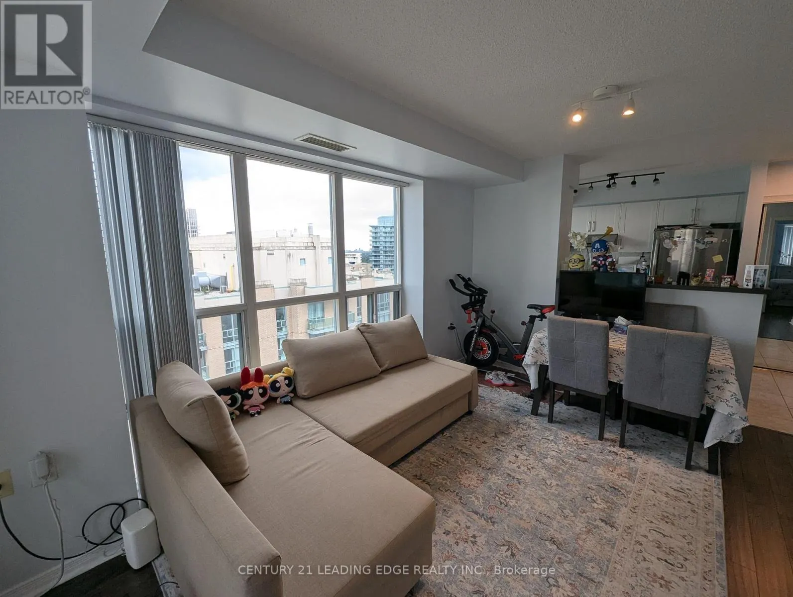 2509 - 22 OLIVE AVENUE