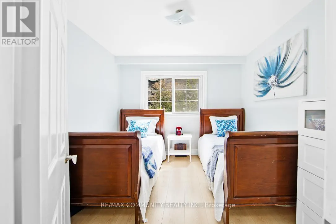 168 KINGSLAKE ROAD