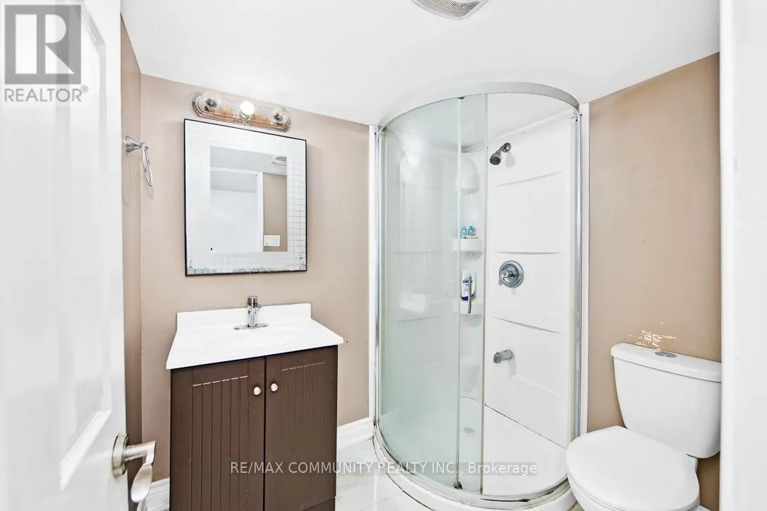 168 KINGSLAKE ROAD