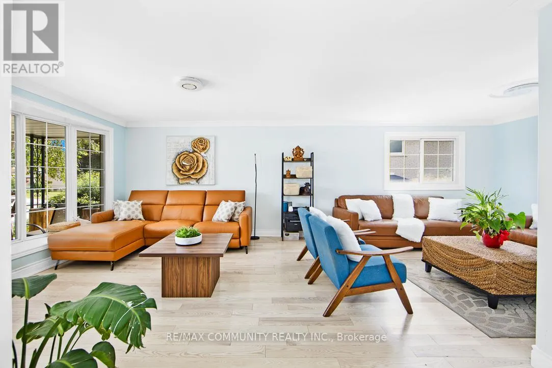 168 KINGSLAKE ROAD