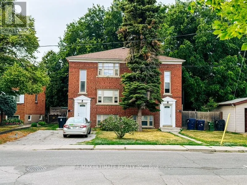576 ROEHAMPTON AVENUE