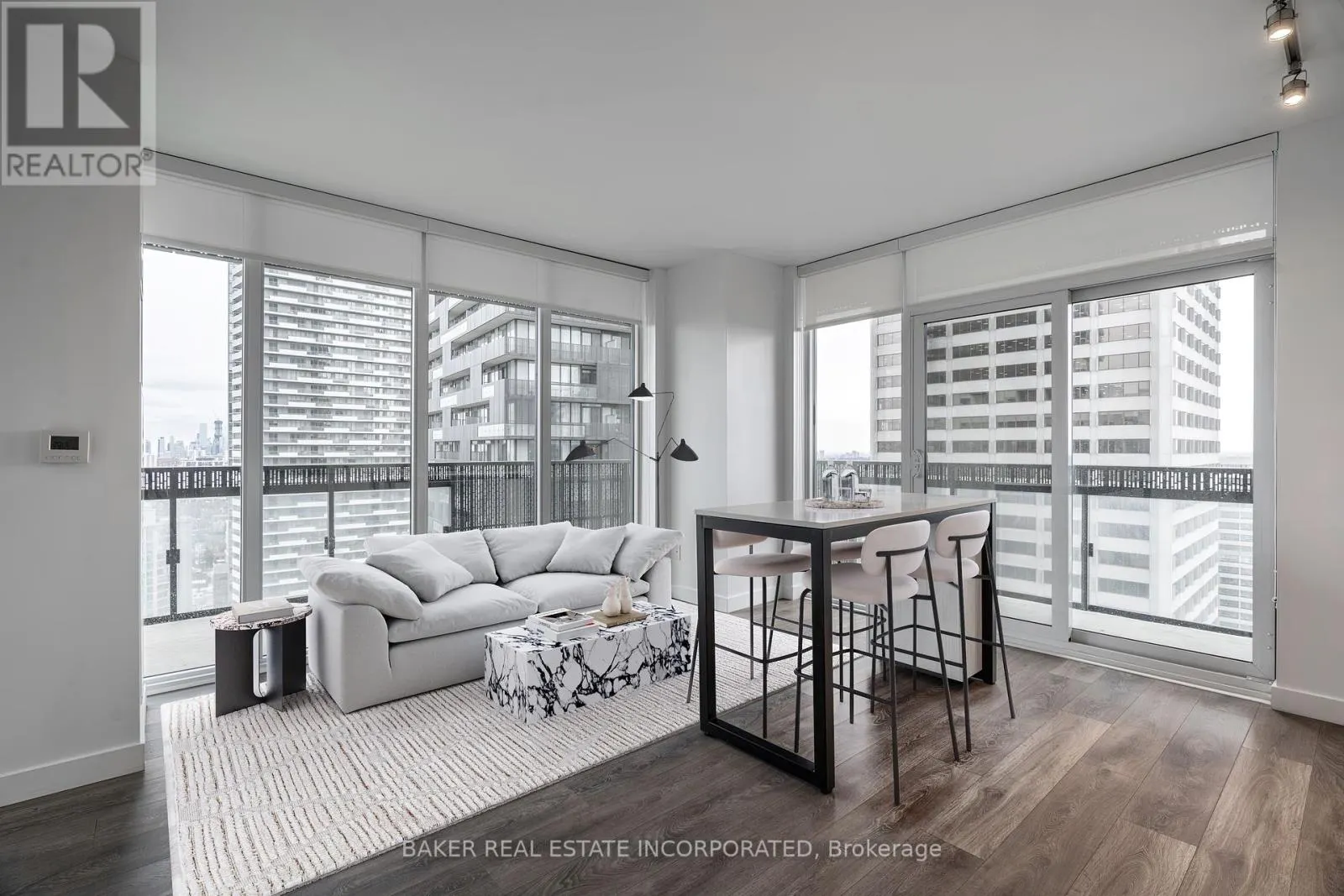 2311 - 15 ROEHAMPTON AVENUE