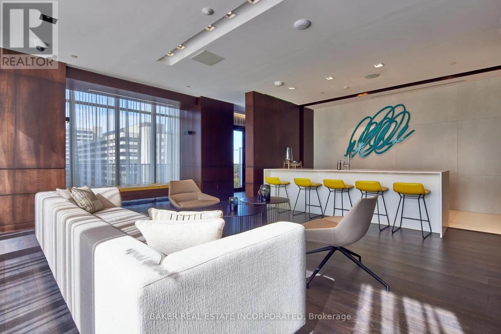 2311 - 15 ROEHAMPTON AVENUE