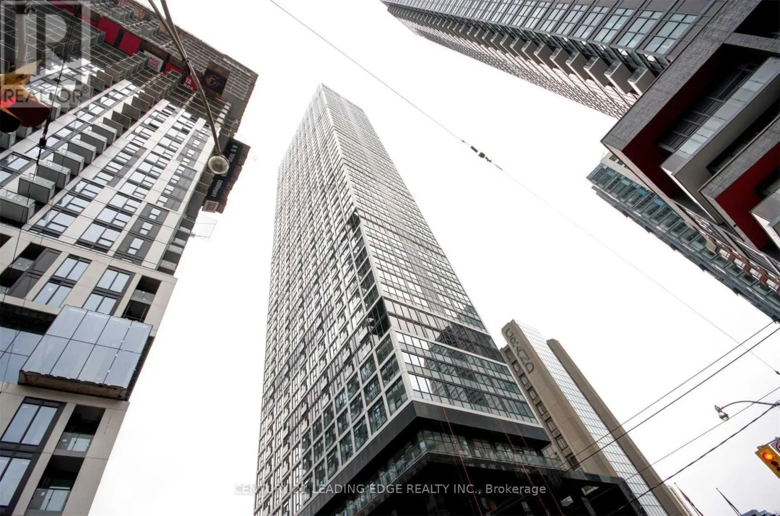 1012 - 181 DUNDAS STREET E