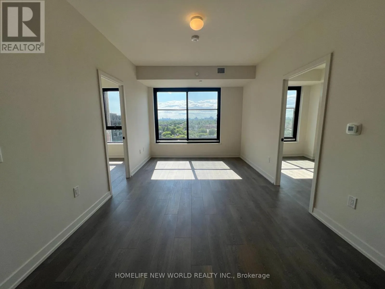 1111 - 181 STERLING ROAD