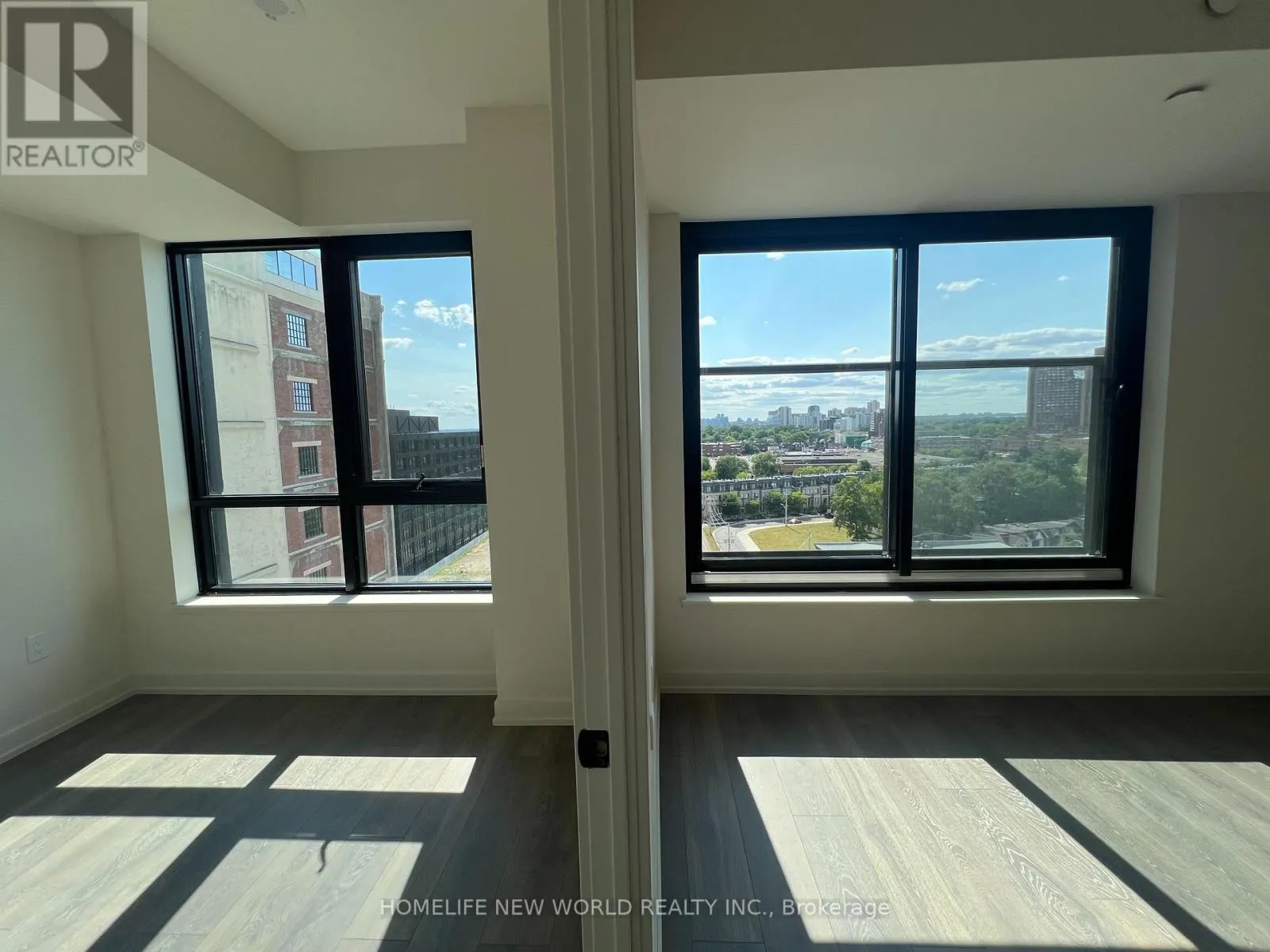 1111 - 181 STERLING ROAD