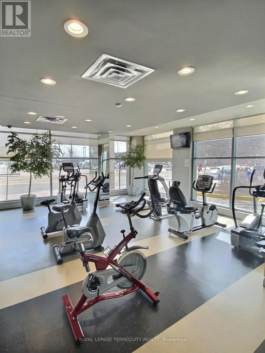 1112 - 228 QUEENS QUAY W
