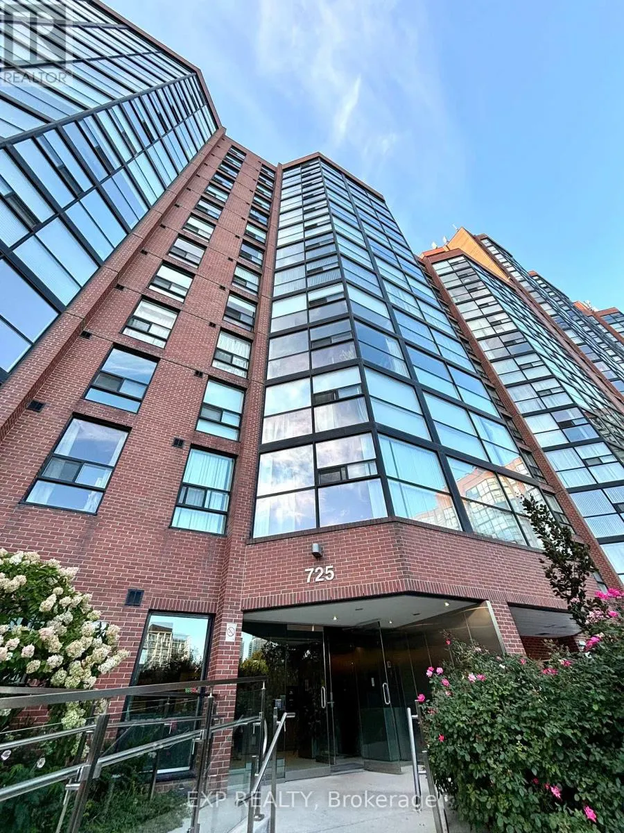705 - 725 KING STREET W