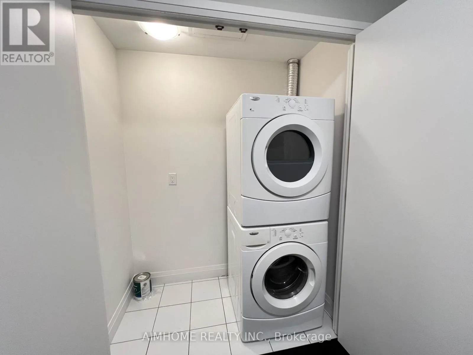 506 - 21 CLAIRTRELL ROAD