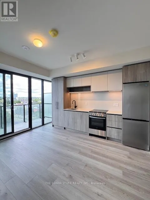 815 - 181 STERLING ROAD