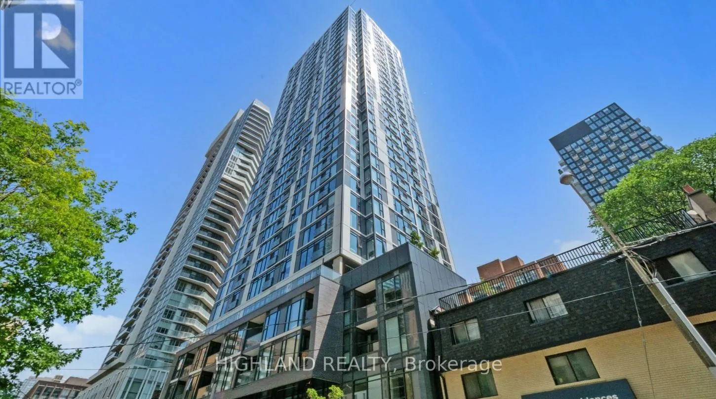 3201 - 65 MUTUAL STREET