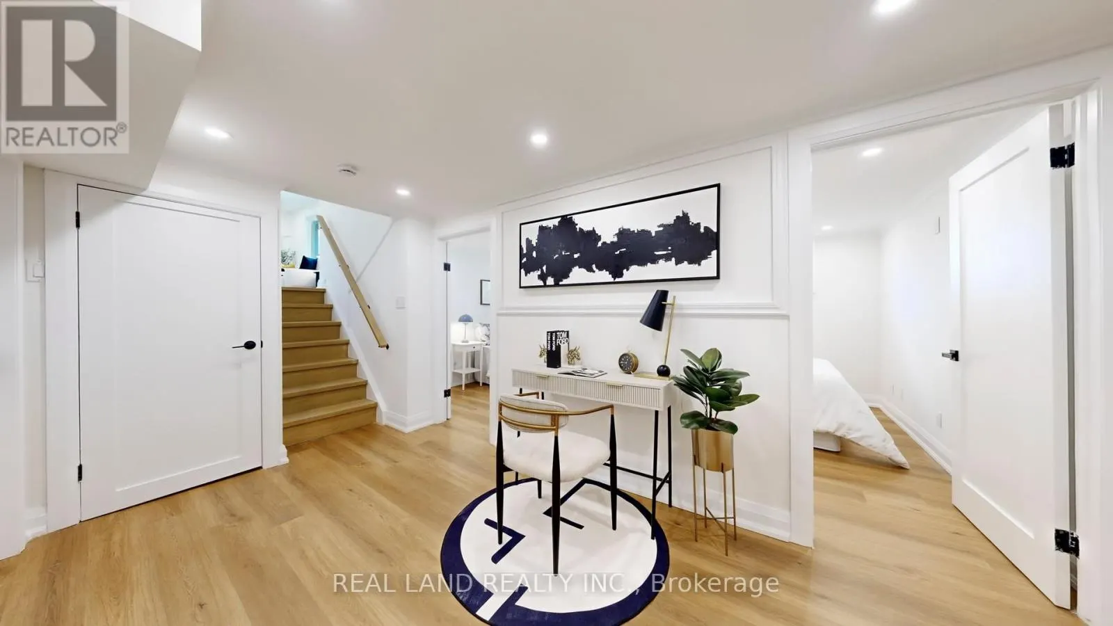 38 CRESTHAVEN DRIVE